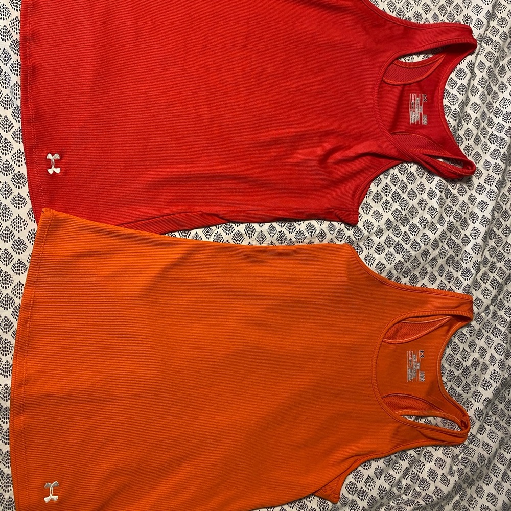 Under Armour heatgear tanks
